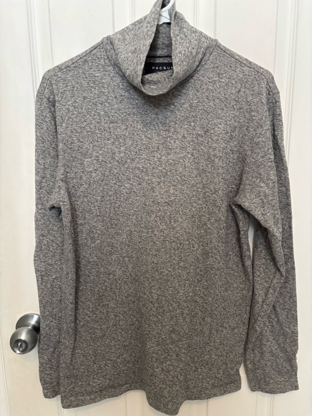 PacSun Women’s Heather Gray Turtleneck Long Sleeve Sweater Size M